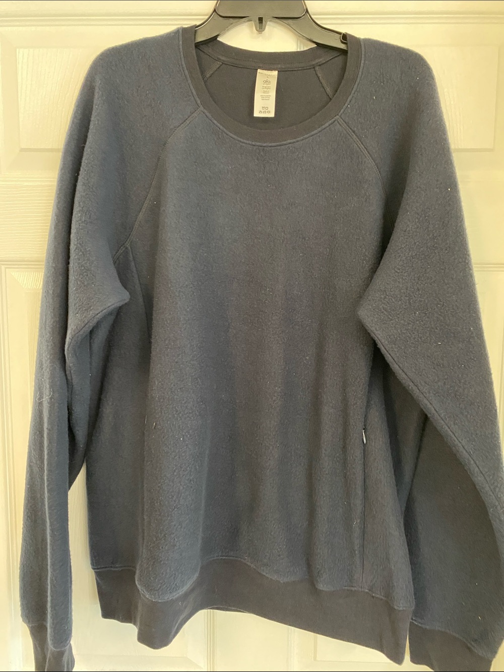 ALO Yoga Dark Navy Crewneck Sweatshirt